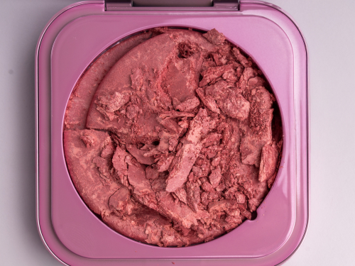 ZOLA Румяна Velvet Blush Glow 04 Ніжна троянда Soft Rose - фото №3 
