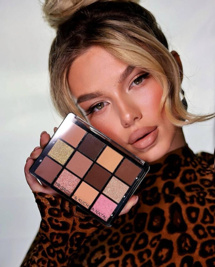CTR GROUP палетка тіней Eye Shadow Palette Enigma, 12*2.5g. - фото №3 