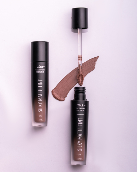 ZOLA x Valentina Lelyukh Рідкі тіні для повік Silky Matte Tint 03 Desert Rose - фото №3 